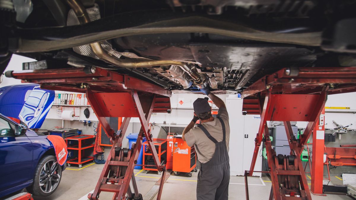 Serwis może odbywać się z dowolnym zakładzie. Ale zgodnie z wytycznymi