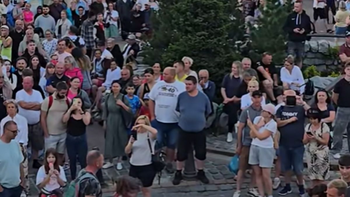 Występ zespołu Baciary przyciągnął wiele osób.