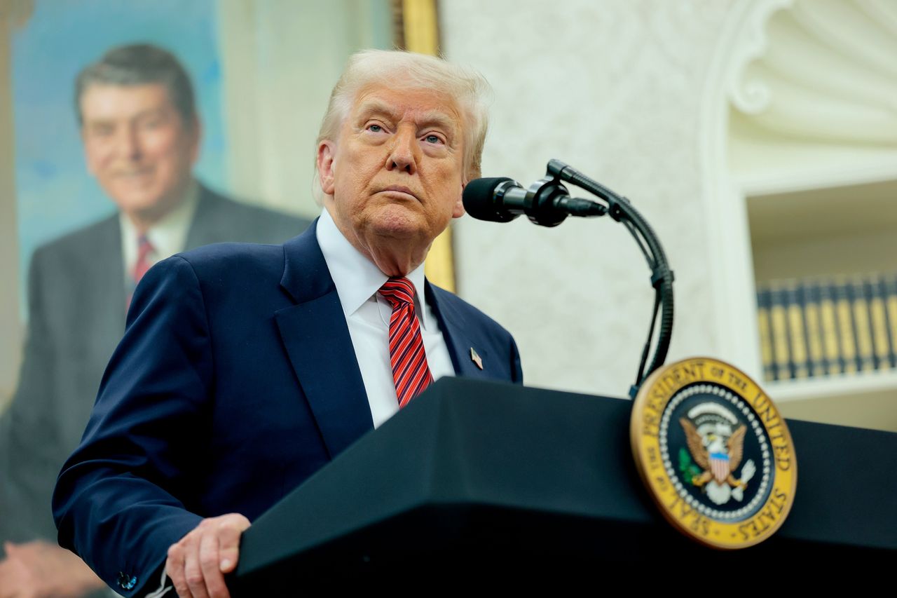 Trump ratuje twarz? Ogłasza "wielką umowę handlową"