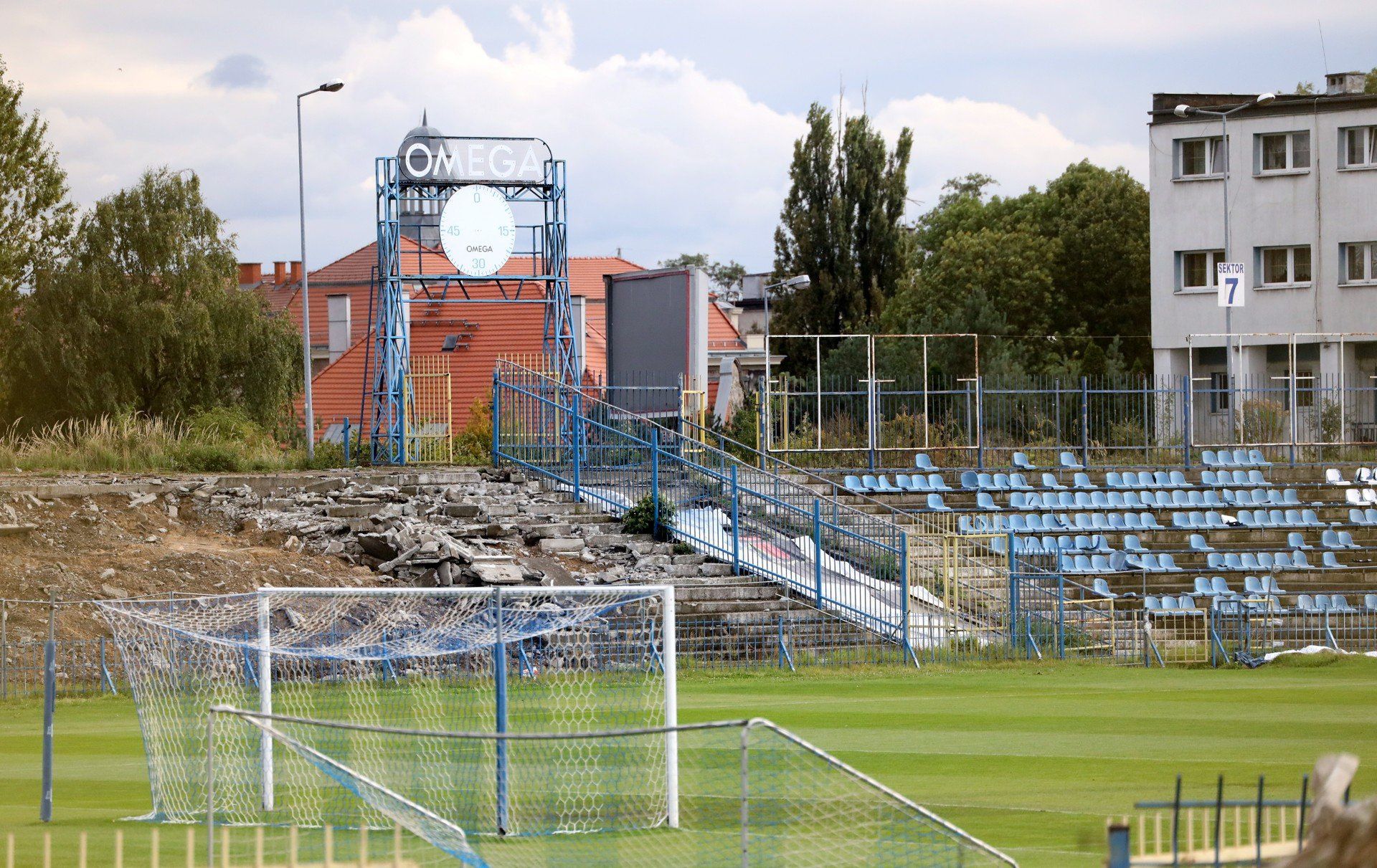 Wyburzanie stadionu Ruchu Chorzów