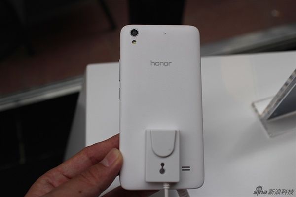 Huawei Honor 4 Play, czyli 64 bity na każdą kieszeń 11