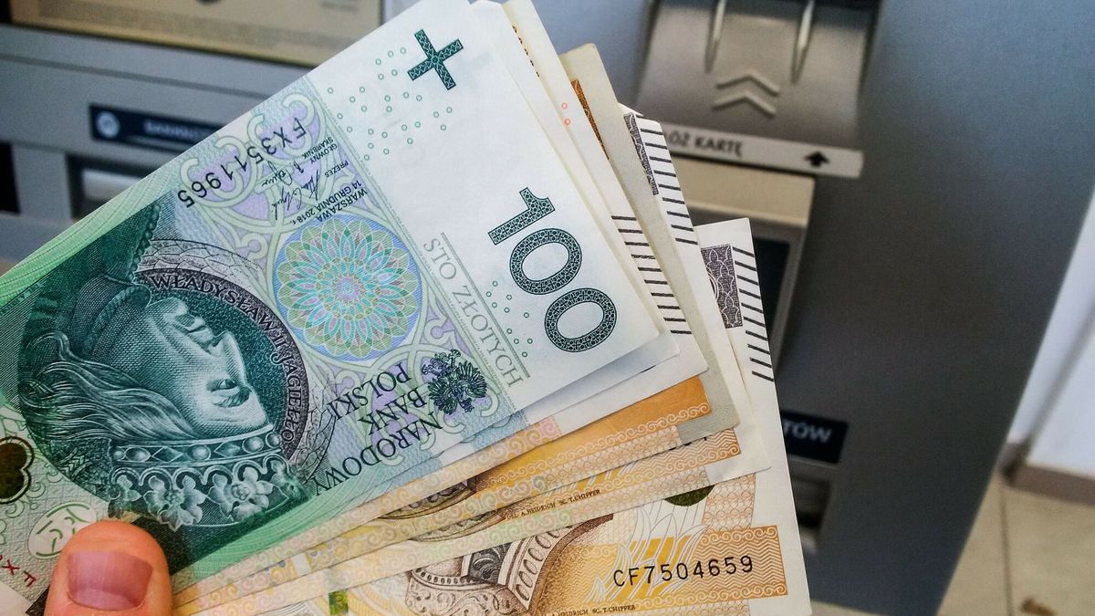 reporter_baza_2023-04
24.04.2023 Olsztyn fot. Artur Szczepanski/REPORTER n/z wyplacanie pieniedzy z bankomatu
Artur Szczepanski/REPORTER