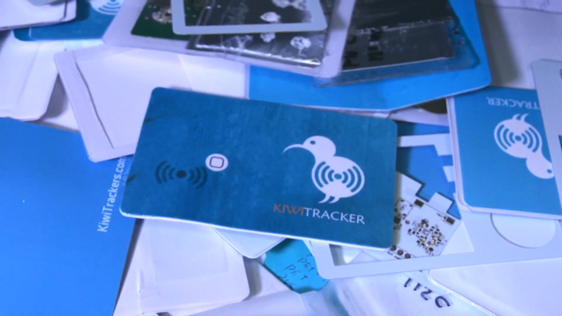 KiwiCard: pomysłowy Bluetooth tracker w formie karty kredytowej 3
