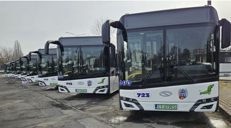 Dziesięć kolejnych "elektryków" wozi pasażerów w Toruniu
