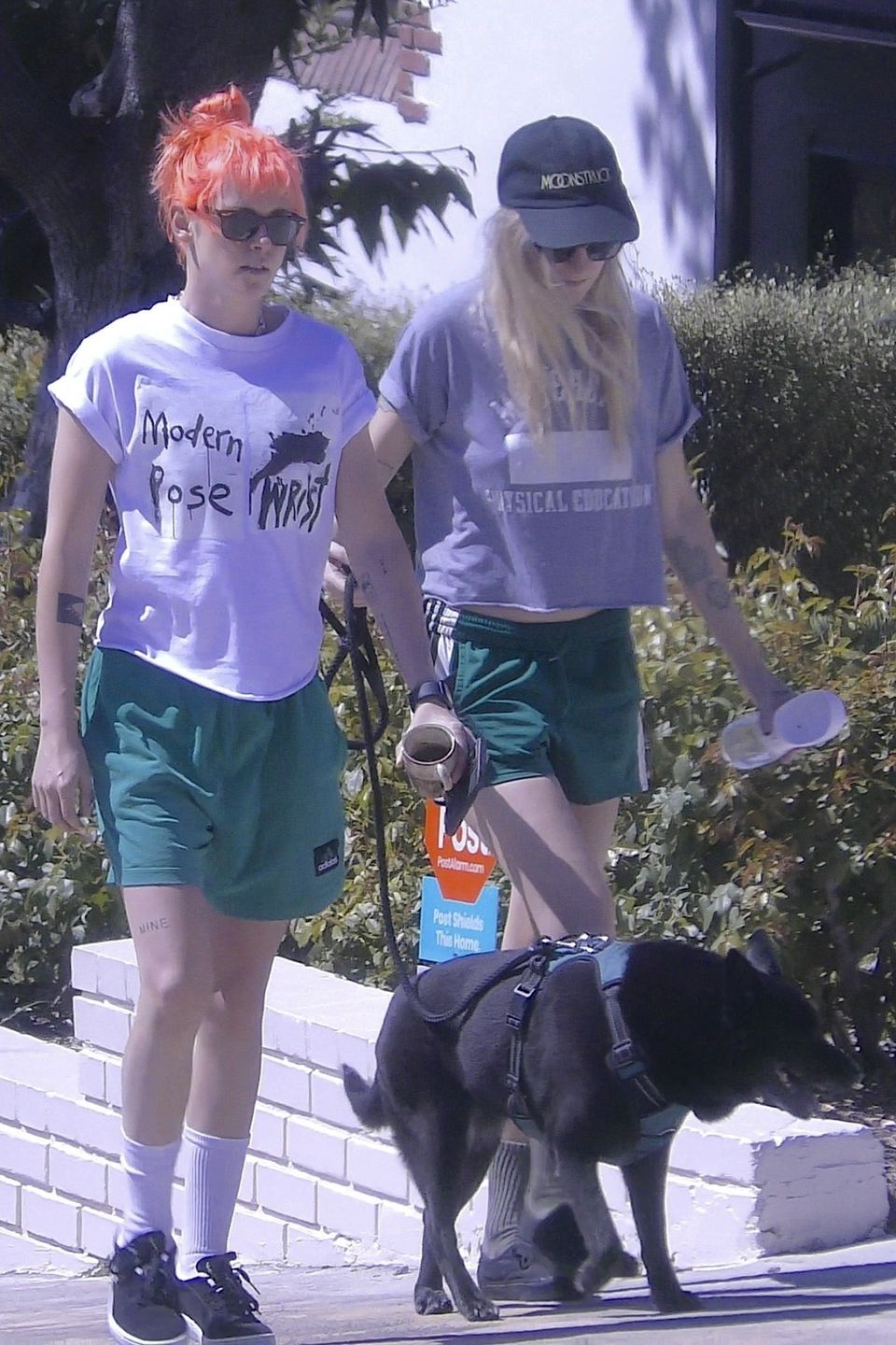 Kristen Stewart na spacerze z żoną