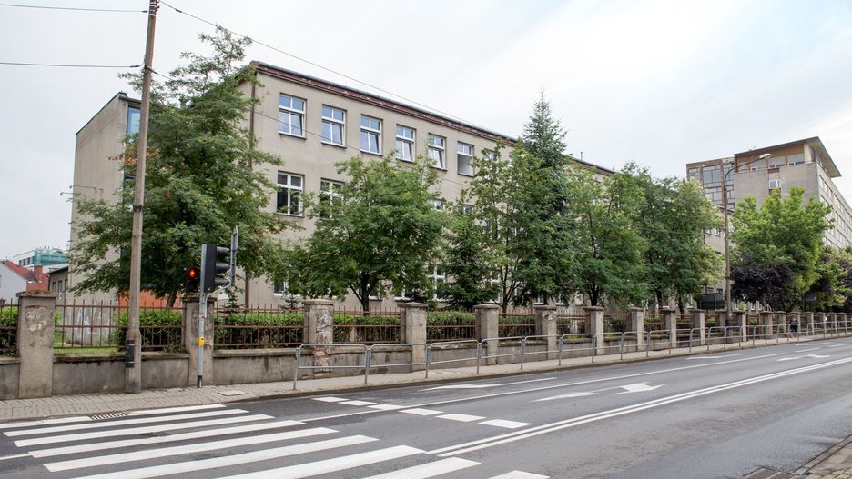 Katowice. Budynek szkoły przejdzie termomodernizację. 