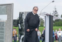 Piknik rodziny Radia Maryja. Ojciec Tadeusz Rydzyk ma dwóch patronów z rządu