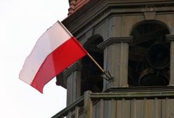 Święto Niepodległości 2023. Jak prawidłowo wywiesić flagę na 11 listopada?