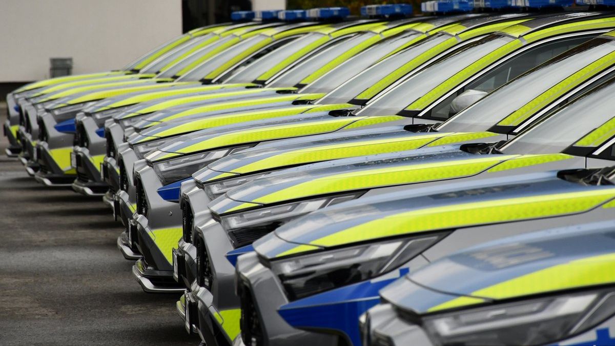 Nowe radiowozy podkarpackiej policji