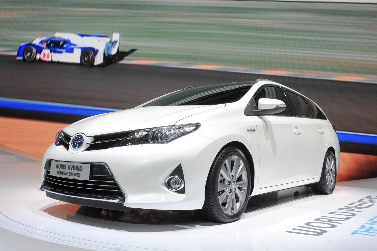 Toyota Auris Touring Sports