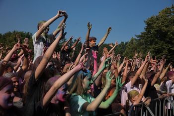 Festiwal Kolorów w Krakowie nadchodzi! Najbardziej kolorowe wydarzenie lata odwiedzi stolicę Małopolski już w czerwcu