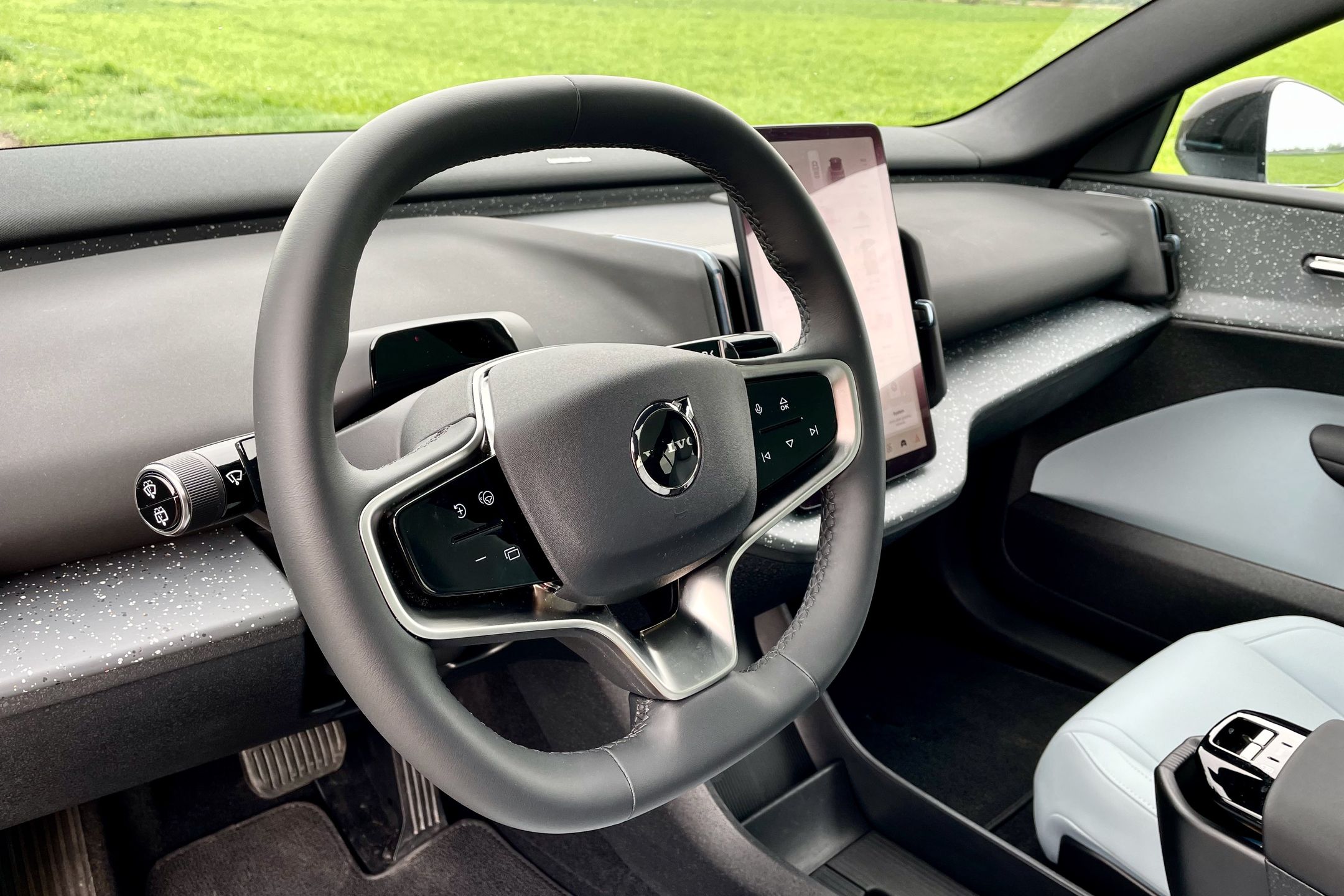 Volvo EX30