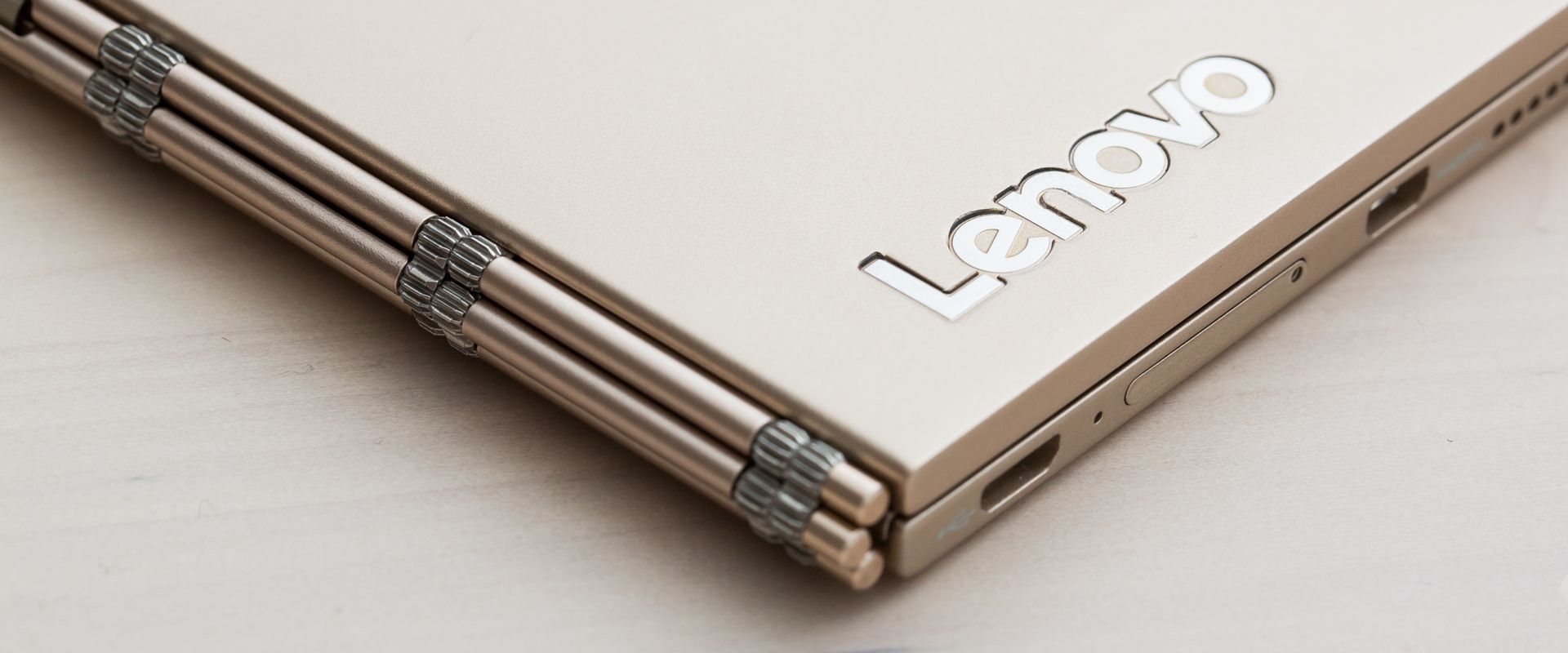 Lenovo Yoga Book: połączenie laptopa, tabletu i tradycyjnego notatnika. To hybryda wymyślona na nowo! 3