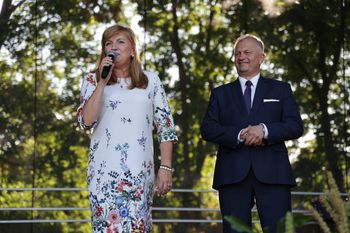 IV Festiwal Kół Gospodyń Wiejskich Pożegnanie z Truskawką w Ruszczy. Najlepsze gospodynie ze Zrębina