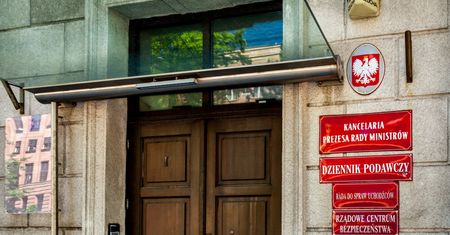 Dane funkcjonariuszy CBŚP w internecie. Szef RCB: błąd ludzki i niskie płace