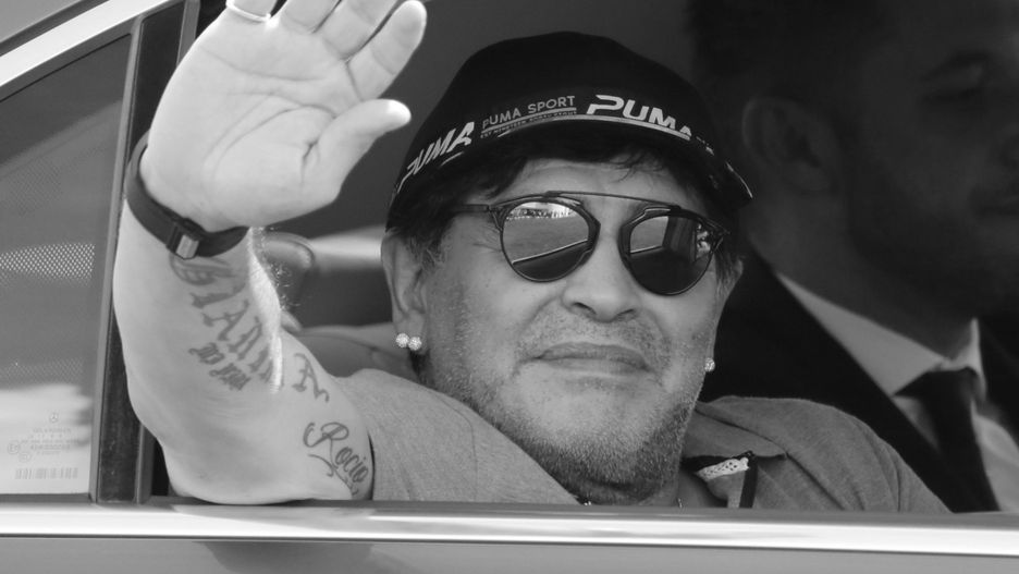 Diego Maradona nie żyje.