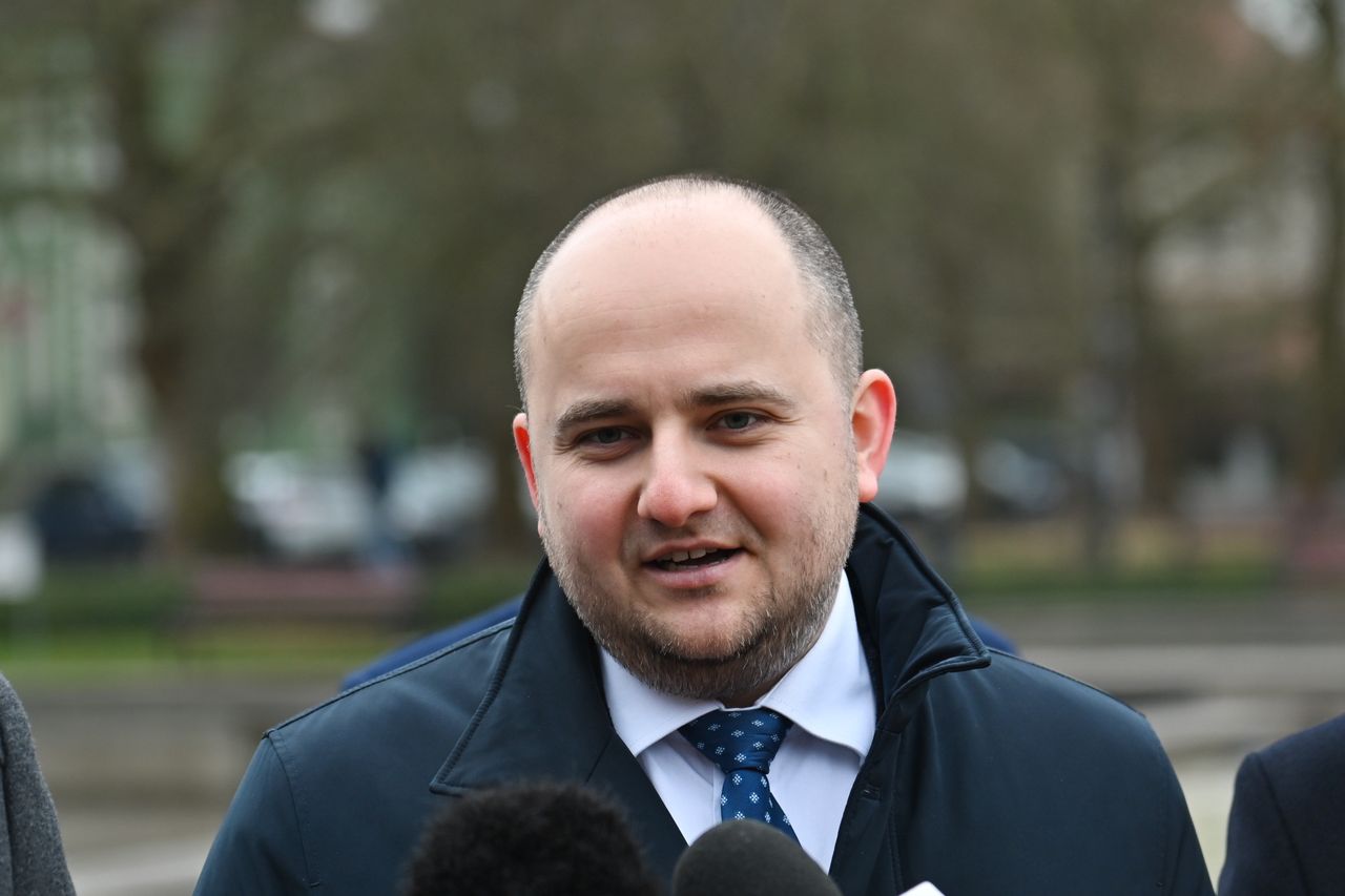 Marszałek zapowiedział kroki prawne wobec Dariusza Mateckiego