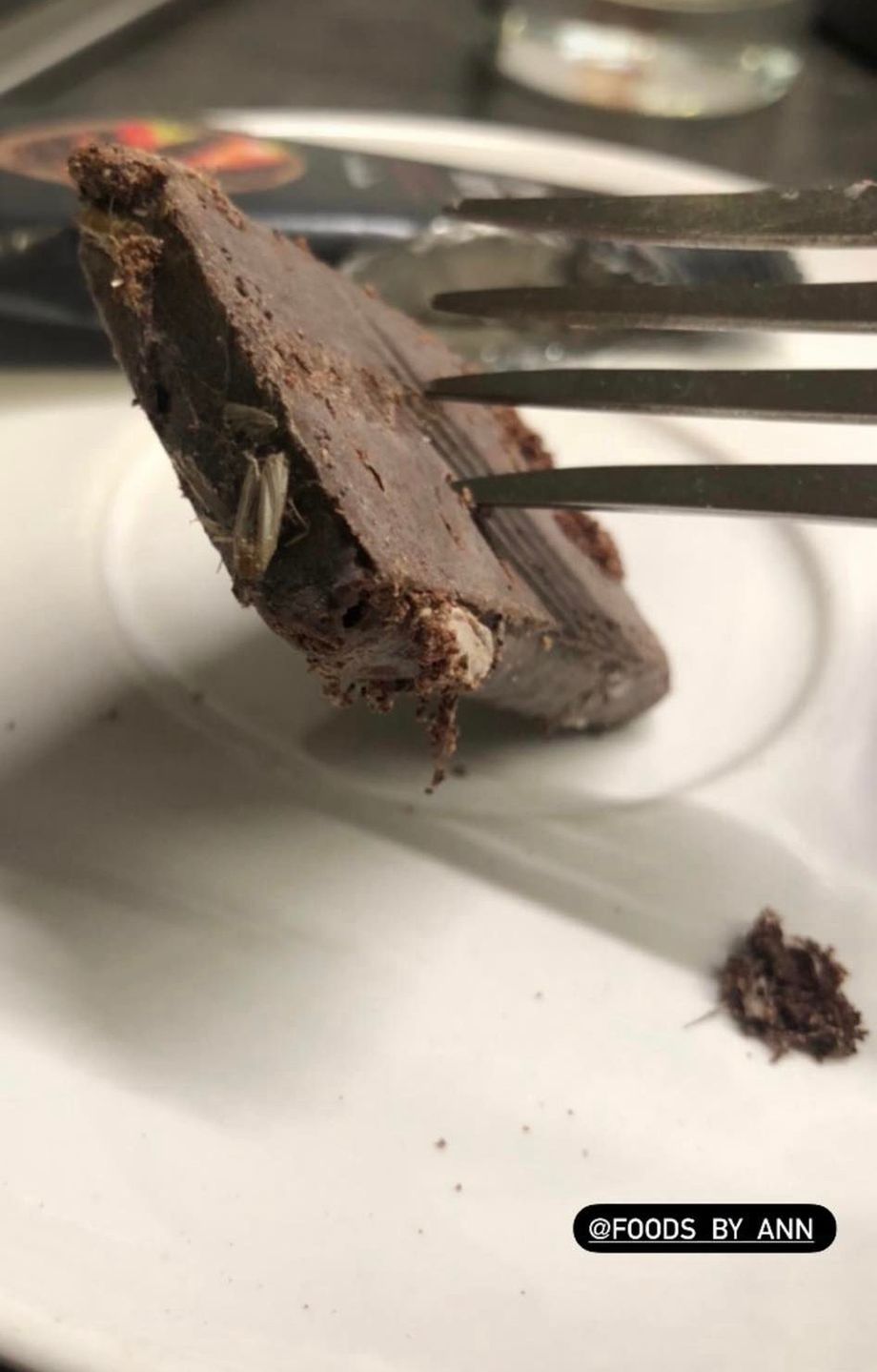 Zdjęcia niezadowolonej klientki