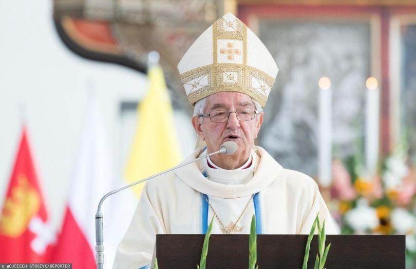 Abp Sławoj Leszek Głódź przechodzi na emeryturę