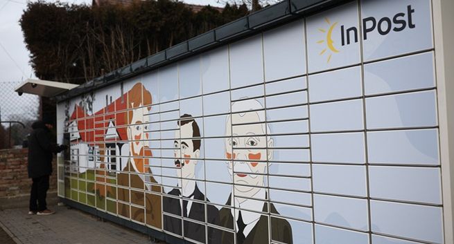 InPost nowym Ruchem? Kolejni wydawcy chcą do Paczkomatów