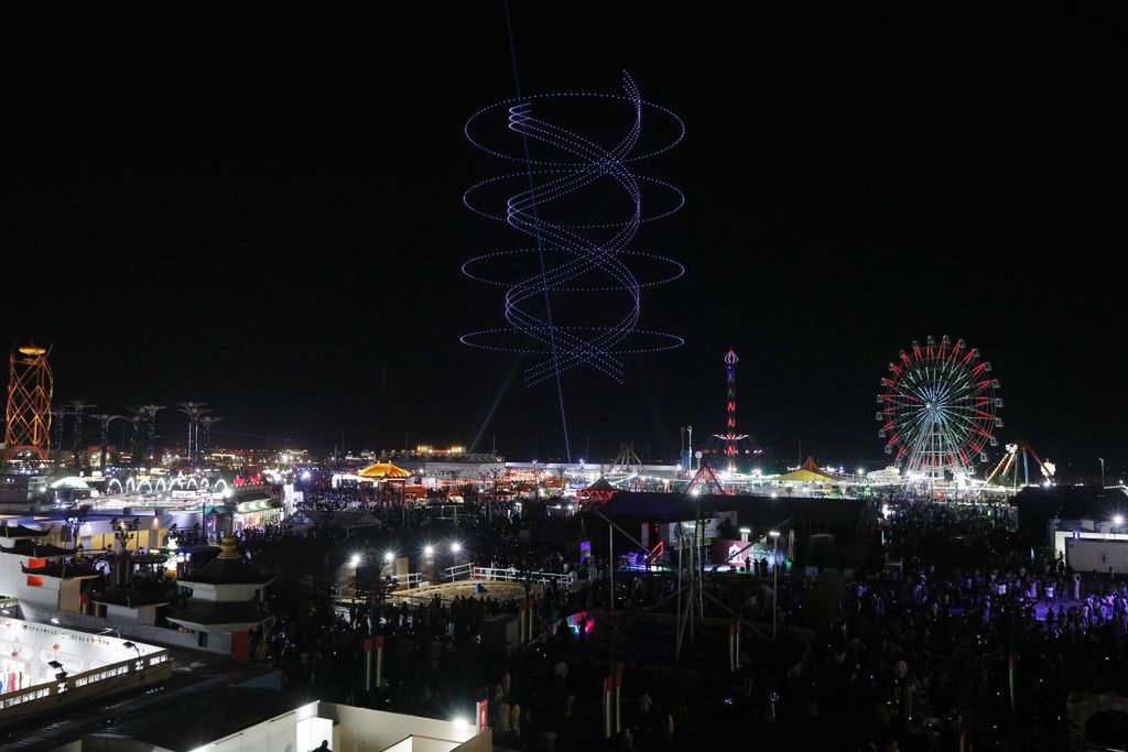 Abu Zabi potrafi w spektakularne pokazy dronów czy