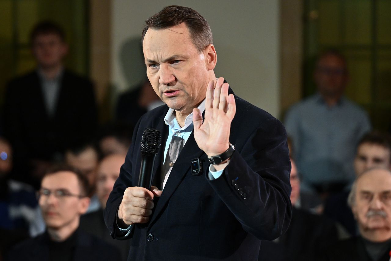 Sikorski przeszarżował? Niemcy zaprzeczają jego deklaracji