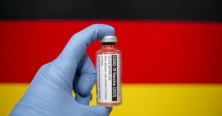 Polska znosi obostrzenia. A w Niemczech? Istny dramat