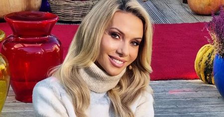 Połącz sweter z takim dołem, a stworzysz modną stylizację. Małgorzata Opczowska ubiera się tak do TVP