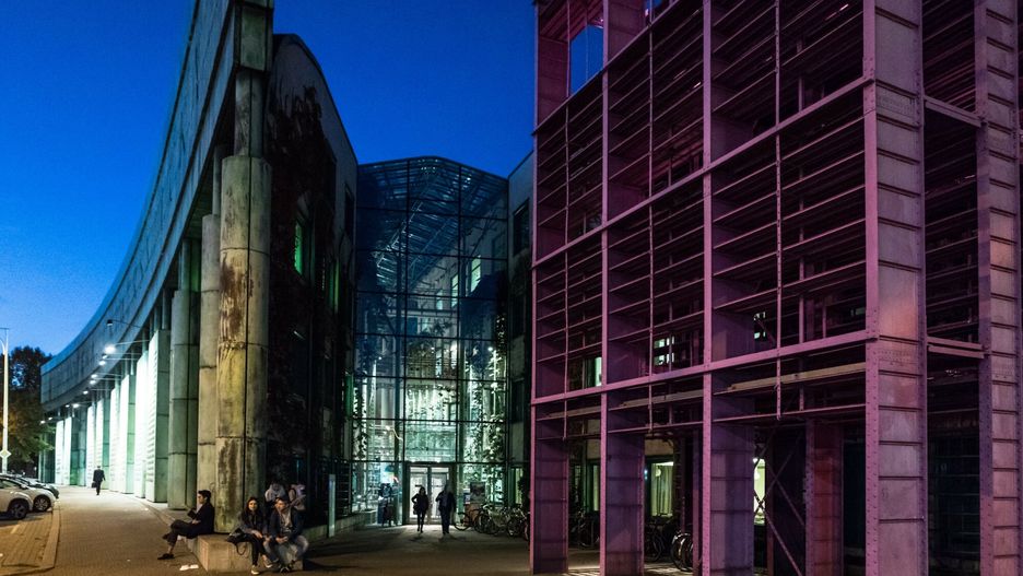 Reporter baza 2020-06-c
11.10.2018 Warszawa Ulica Dobra Biblioteka Uniwersytetu Warszawskiego fot. Adam Burakowski/REPORTER
Adam Burakowski/REPORTER