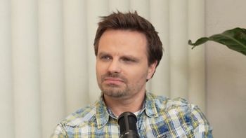 Marcin Hakiel szczerze o swoim uzależnieniu od alkoholu. "Ja na pewno lubiłem za dużo wypić na imprezach"