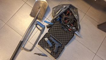 Warszawa: Rozpoznani i zatrzymani przez patrolowców, mieli być poszukiwaczami metali…