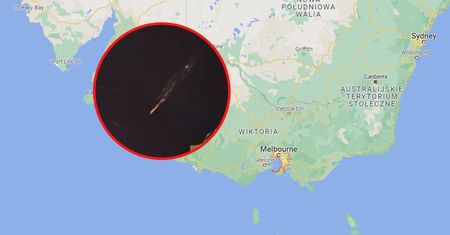 Kula ognia nad Melbourne. To najprawdopodobniej szczątki rosyjskiej rakiety