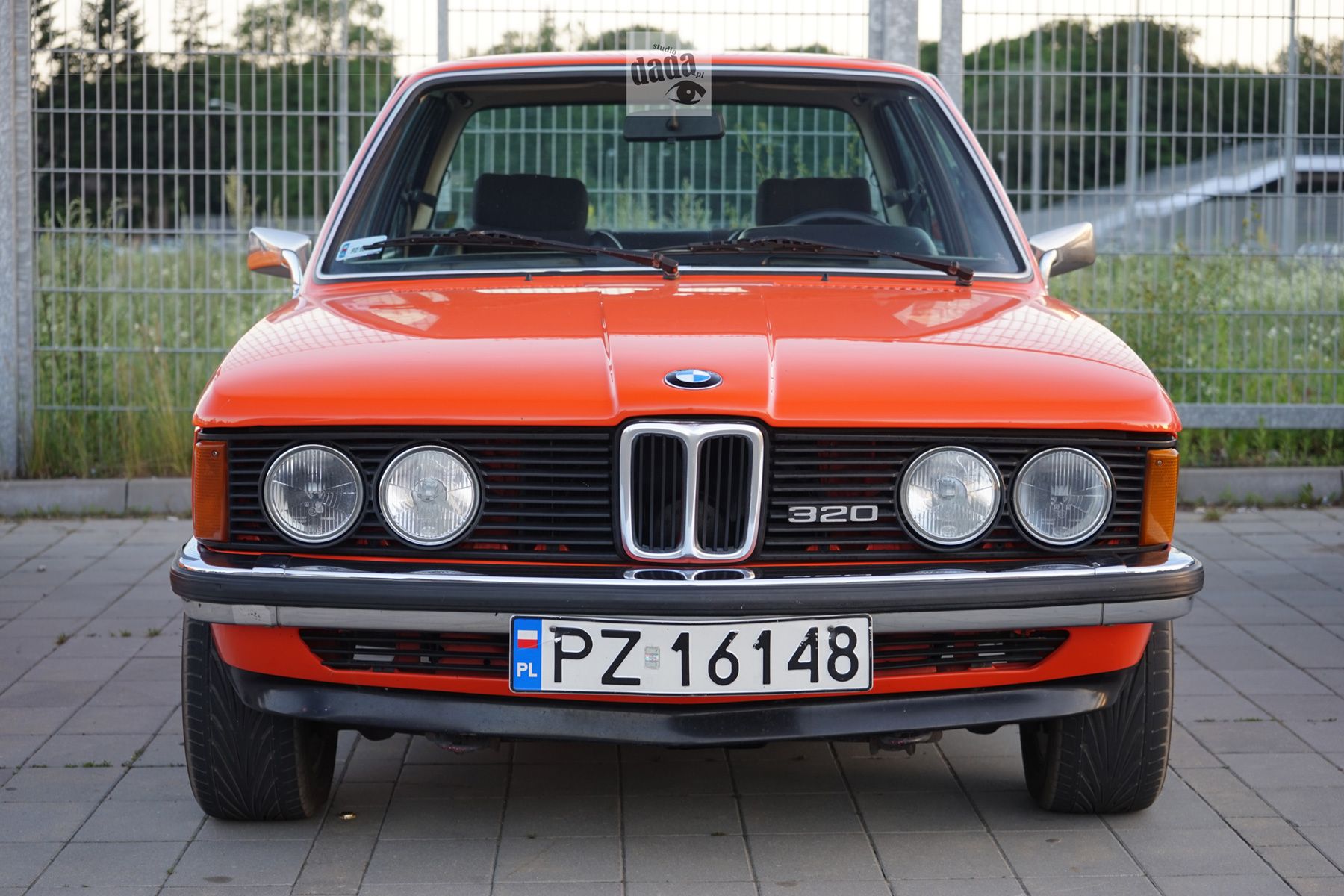 E21