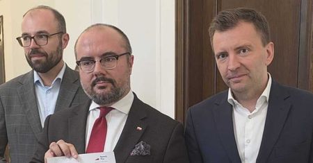 Afera Zondacrypto. Politycy Rozwoju Plus złożyli wniosek do marszałka