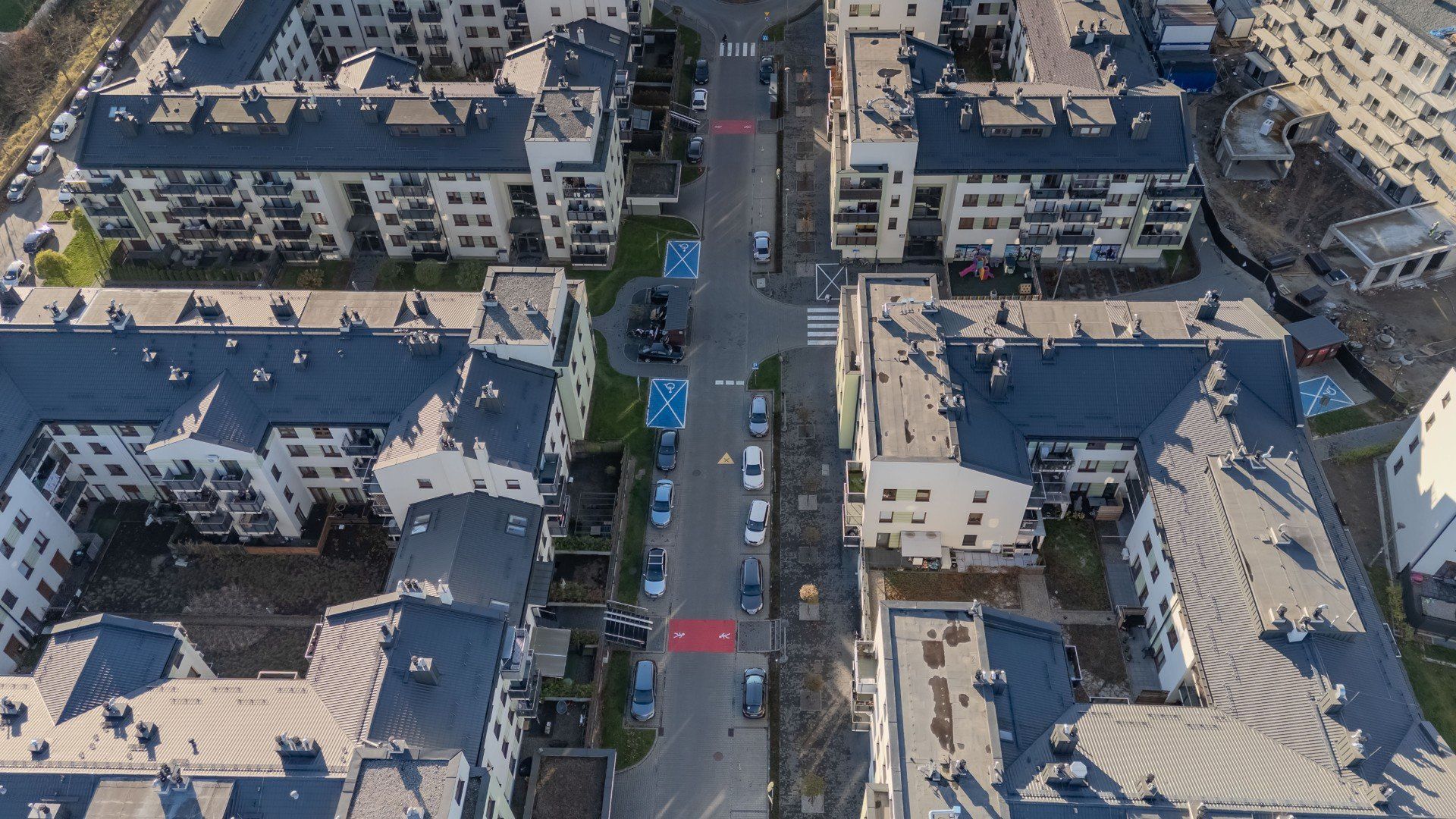 Złocień to jedna z najmłodszych i najszybciej rozwijających się &#34;sypialni&#34; Krakowa