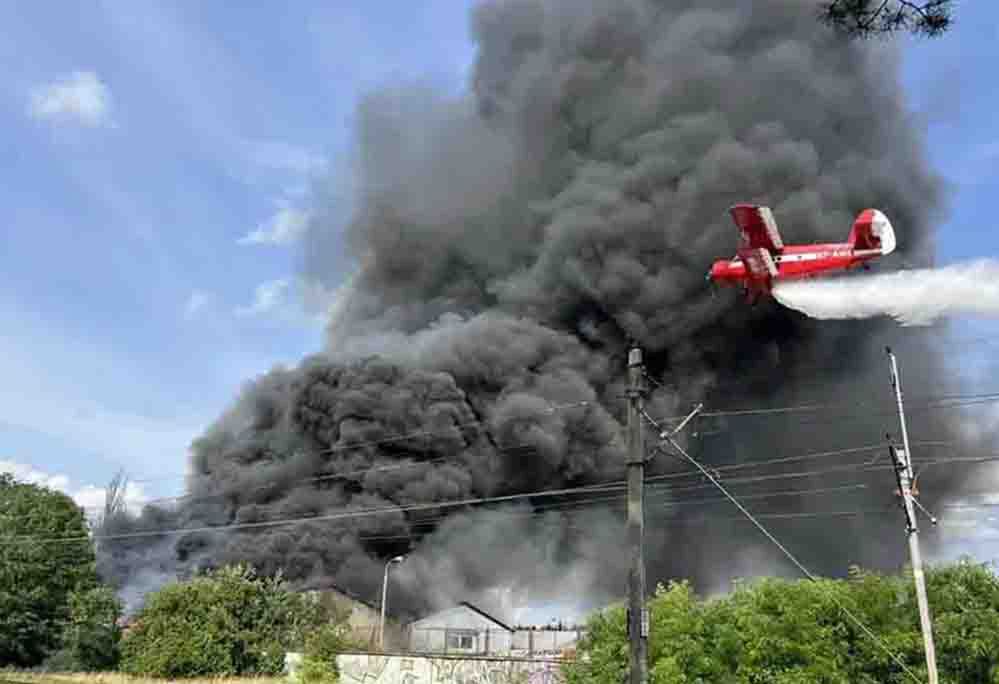 Zielona Góra: Spłonęły toksyczne odpady. Prokurator pyta o ewakuację