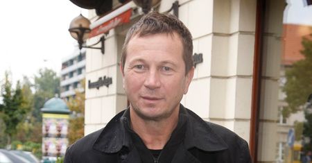 Rysio z "Klanu" rzuca teatr i... OTWIERA KIOSK!