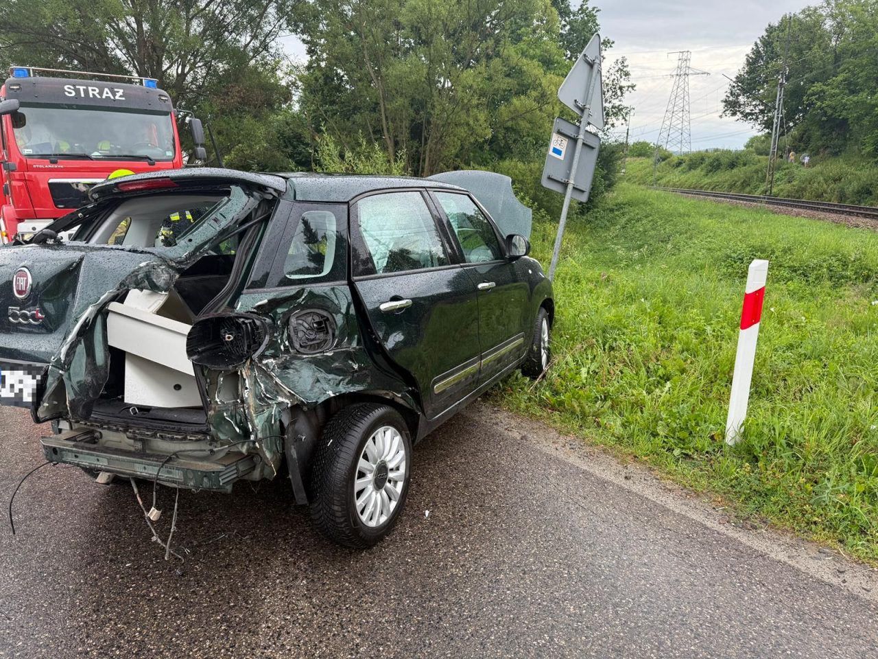 Groźne zdarzenie na przejeździe w Tuchowie. Kierująca zignorowała sygnalizację