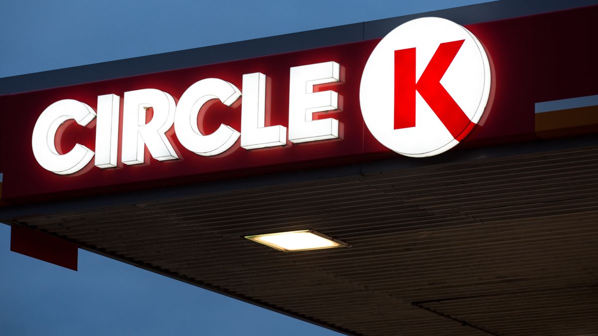 GOTHENBURG, SWEDEN - 2019/09/28: Circle K logo seen in Gothenburg. Swedish draft budget includes lower biofuel taxes for 2020. (Photo by Karol Serewis/SOPA Images/LightRocket via Getty Images)