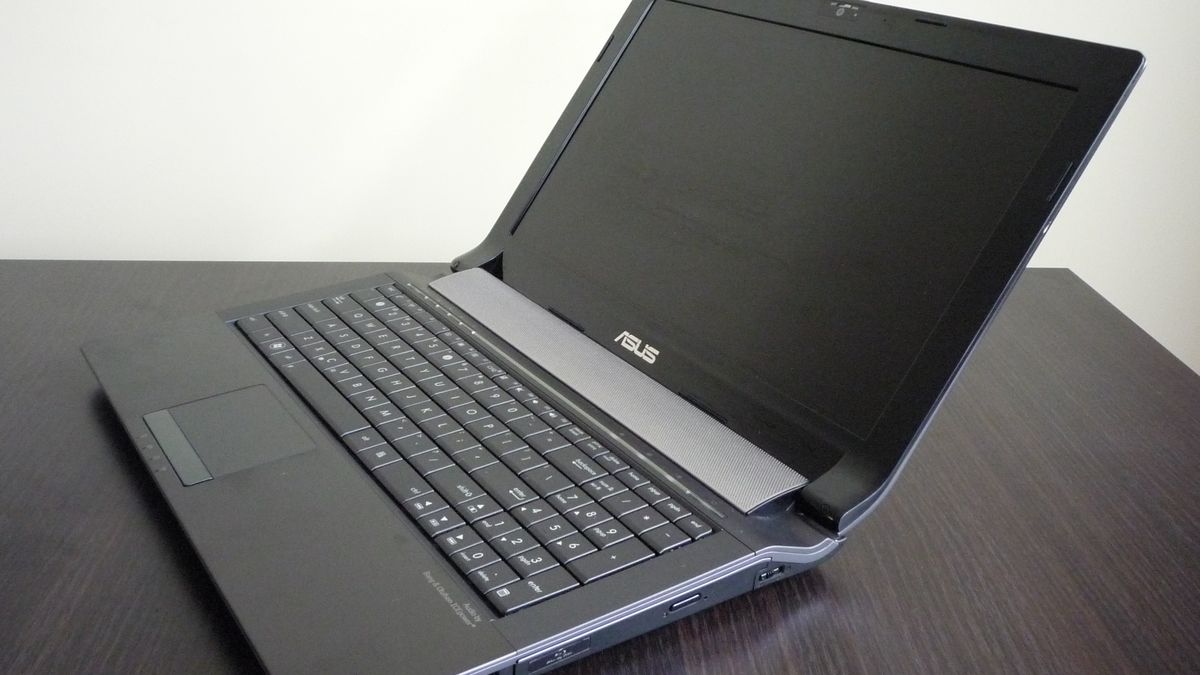 Asus N53SN - poczuj dotyk mocy [test cz. 1] 1