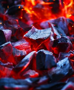 "Apokalipsa węglowa". Ministerstwo straszy Polaków. Co się stanie zimą?