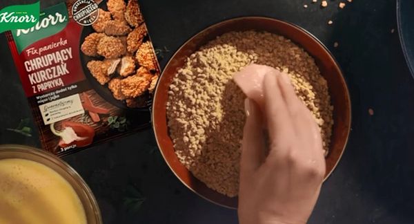 Knorr promuje serię Fix Chrupiący Kurczak