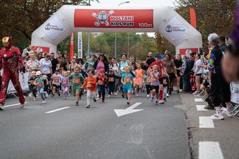 Białystok: Moltani Kids Run. Całe miasto biega. Na dobry początek startowały dzieci i młodzież