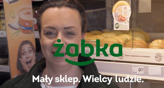 „Mały sklep. Wielcy ludzie” - Żabka w spocie dziękuje franczyzobiorcom i pracownikom (wideo)