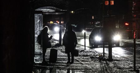 Berlin w ciemnościach od dwóch nocy. Służby mówią o sabotażu