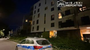 Warszawa: Nocna akcja policji na Białołęce. Ślady krwi na klatce i otwarty lokal. Zatrzymano jedną osobę