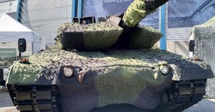 MSPO 2021. Niemiecki Leopard 2A5 zmodyfikowany przez Polaków