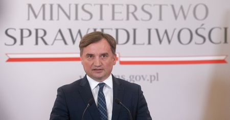 Zbigniew Ziobro się uaktywnia. Pisze o wojnie hybrydowej i zmianie politycznej