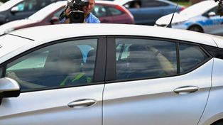 Lasopole: Makabryczne szczegóły zabójstwa. Ksiądz zadał ciosy siekierą i podpalił bezdomnego. Duchowny ujawnił motywy zbrodni