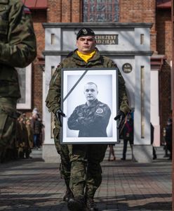 Pożegnanie tragicznie zmarłego żołnierza. "Mundur był twoją pasją"